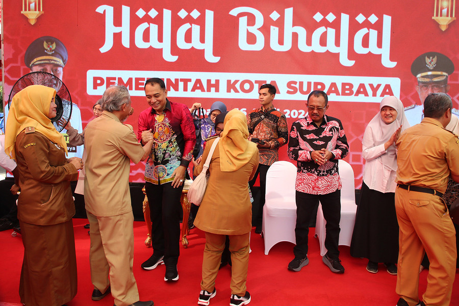 Hari Pertama Masuk Kerja, Pemkot Surabaya Gelar Halalbihalal Diikuti 7 Ribu Pegawai